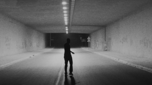 Δείτε το Enter του Kareem Kalokoh: “Don’t tryna swim on my wave”