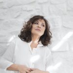 Η Χάρις Αλεξίου στο θέατρο το φθινόπωρο