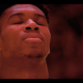 Γιάννης Αντετοκούνμπο: «Η Ελλάδα είναι μια χώρα λευκών και τα πράγματα είναι δύσκολα για τους ανθρώπους του χρώματος μου» [ΒΙΝΤΕΟ]