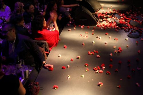 Ελλάδα-Κορωνοϊός: Το απόγευμα θα ανοίγουν μπουζούκια και κλαμπ σε Χαλκιδική και Θεσσαλονίκη με τα νέα μέτρα