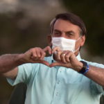 Βραζιλία: Ο Μπολσονάρου είπε σε δημοσιογράφο πως «θέλει να του ρίξει μπουνιά στα μούτρα»