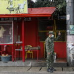 Ο κορωνοϊός έχει πυροδοτήσει περισσότερες από 2.000 ανυπόστατες φήμες και θεωρίες συνωμοσίας σε όλο τον κόσμο