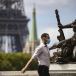 Koρωνοϊός: Υποχρεωτική η χρήση της μάσκας σε δημόσιους χώρους στο Παρίσι και σε άλλες μεγάλες γαλλικές πόλεις