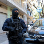 Τρεις συλλήψεις από την Αντιτρομοκρατική στο Κουκάκι