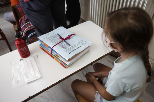 Θεσσαλονίκη: Σχολείο απαγορεύει τα σορτς και τις κοντές φούστες σε μαθήτριες