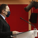 Στ.Πέτσας: «Στο τέλος της εβδομάδας ανακοινώσεις για εκκλησίες, κομμωτήρια και λιανεμπόριο»