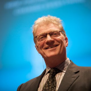 Κεν Ρόμπινσον:«Η δημιουργικότητα είναι το ίδιο σημαντική στις μέρες μας με την γραφή και την ανάγνωση»