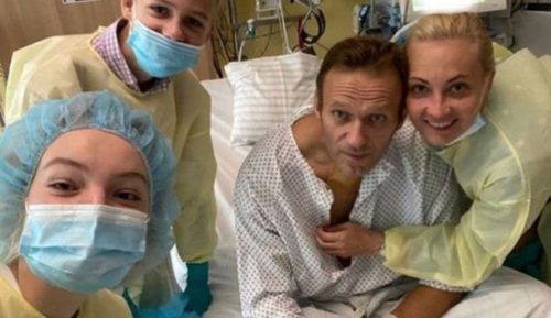 Αλεξέι Ναβάλνι: «Μπόρεσα να αναπνεύσω όλη την ημέρα μόνος μου» [ΕΙΚΟΝΑ]