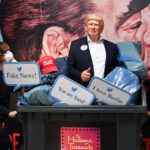 Γερμανία: Το Μαντάμ Τισό πέταξε στα σκουπίδια το άγαλμα του Ντόναλντ Τραμπ