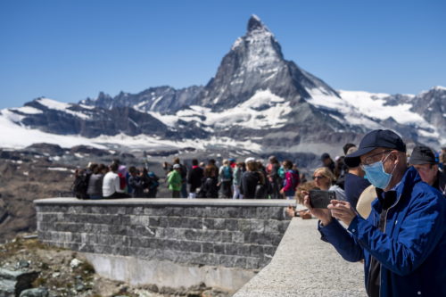 Κορωνοϊός: 4.068 νέα κρούσματα μέσα στο σαββατοκύριακο στην Ελβετία