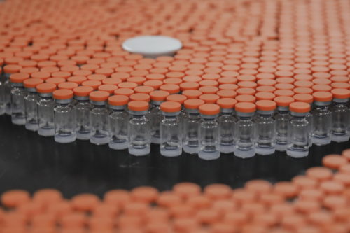 Κορωνοϊός: Εγκρίθηκε το πρώτο φάρμακο αντισωμάτων για ασθενείς με μέτρια συμπτώματα