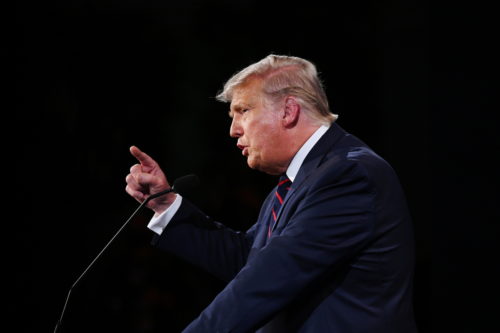 ΗΠΑ: Ήπια συμπτώματα νέου κορωνοϊού έχει εκδηλώσει ο Τραμπ