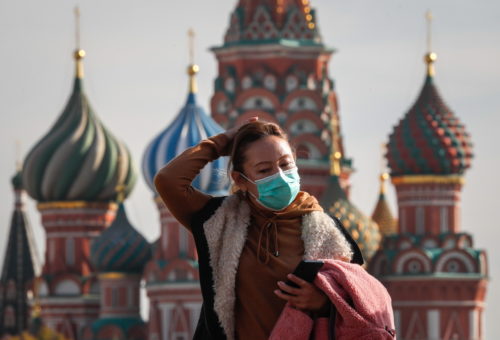 Ρωσία-Κορωνοϊός: Νέο ρεκόρ μολύνσεων και θανάτων από την COVID-19 καταγράφηκε στη χώρα