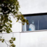 Επιστρέφουν από σήμερα στα νοσοκομεία οι ανεμβολίαστοι υγειονομικοί