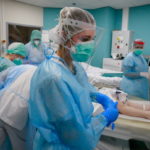 Κορωνοϊός: Τα μέτρα που εξετάζονται στην Ελλάδα μετά τα 1547 κρούσματα