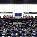 ΚΚΕ: «Ο εμβολιασμός πρέπει να συνοδευτεί με θωράκιση του δημόσιου συστήματος υγείας»