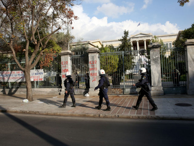 Πανδημία, Πολυτεχνείο, και Δημοκρατία το 2020