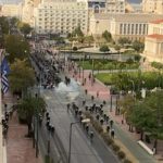 Δείτε βίντεο από τη βίαιη επιχείρηση της αστυνομίας στην Πανεπιστημίου εναντίον διαδηλωτών