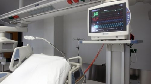 Κορωνοϊός: Επιτάσσονται από σήμερα δύο ιδιωτικά θεραπευτήρια και το προσωπικό τους στη Θεσσαλονίκη