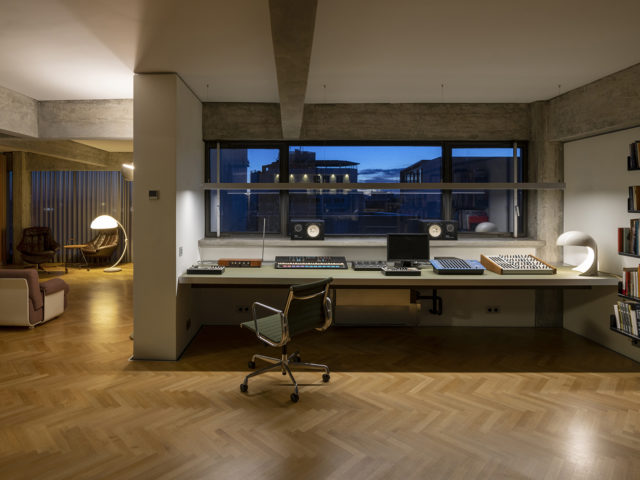 Το Flux office σχεδίασε ένα από τα πιο ωραία διαμέρισματα που έχουμε δει στην Αθήνα