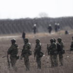 Συρία: Έπεσαν αεροπορικά πλήγματα των ΗΠΑ στα σύνορα με το Ιράκ