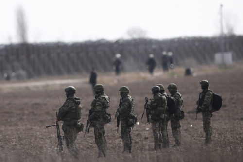 Συρία: Έπεσαν αεροπορικά πλήγματα των ΗΠΑ στα σύνορα με το Ιράκ