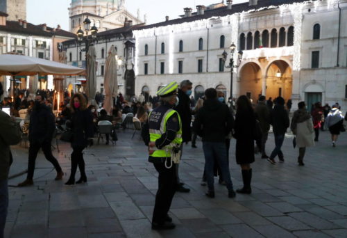 Κορωνοϊός: Απειλητικές οι διαστάσεις της επιδημίας στην Ευρώπη