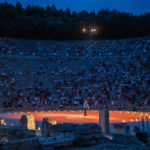 Προβολή της συναυλίας του Λεωνίδα Καβάκου στην Επίδαυρο
