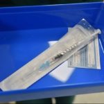 Κορωνοϊός: Επιτροπή συμβούλων του FDA τάχθηκε υπέρ της έγκρισης του εμβολίου της Pfizer στις ΗΠΑ