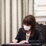 Σακελλαροπούλου: «Είναι καιρός να πάψει η ενοχοποίηση των θυμάτων και η ατιμωρησία των θυτών»