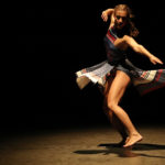 Παρακολουθήστε on line την παράσταση “The Thread” με μουσική Βαγγέλη Παπαθανασίου και κοστούμια Μαίρης Κατράντζου