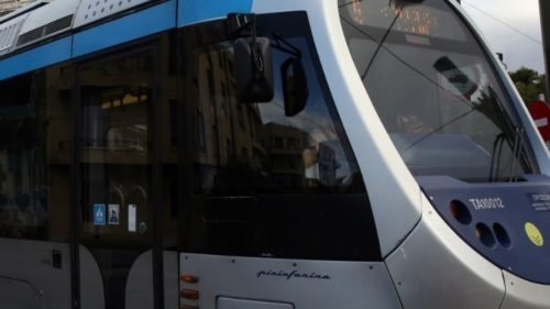 Τετράωρη στάση εργασίας των ηλεκτροδηγών του τραμ