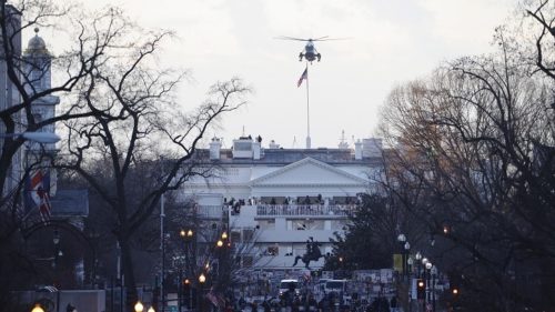 ΗΠΑ: Ο Ντόναλντ Τραμπ αναχώρησε από τον Λευκό Οίκο για τελευταία φορά