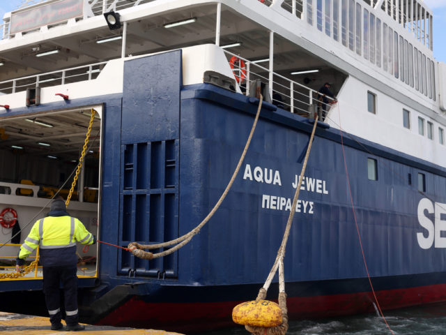 Προβλήματα στις ακτοπλοϊκές συγκοινωνίες, λόγω των θυελλωδών ανέμων