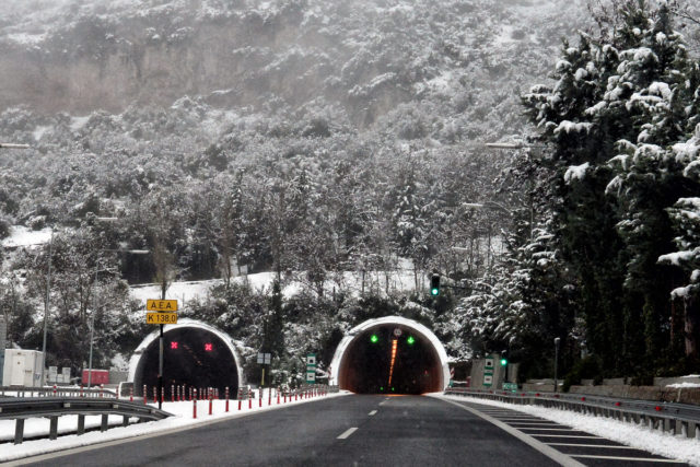 Απαγόρευση κυκλοφορίας φορτηγών και στην εθνική οδό Αθηνών- Κορίνθου