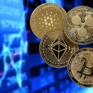 Πτώση μεγαλύτερη του 5% καταγράφει το bitcoin αφού η κεντρική τράπεζα της Κίνας χαρακτήρισε «παράνομες» όλες τις συναλλαγές σε κρυπτονομίσματα