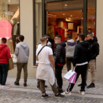 Το ωράριο καταστημάτων και σούπερ μάρκετ την Μεγάλη Παρασκεύη και το Μεγάλο Σάββατο