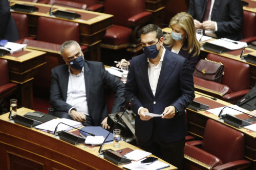 Αλ. Τσίπρας: «Είστε υποκριτής κ. Μητσοτάκη όταν μας λέτε ότι ενδιαφέρεστε για την βία στα πανεπιστήμια»