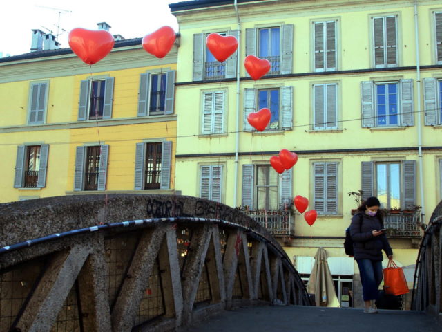 Αγάπη είναι…