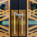 Διαμαρτυρία επαγγελματιών εστίασης: « Πάρτε τα κλειδιά – Δώστε μας πίσω τις ζωές μας – Ανοίξτε το οξυγόνο»