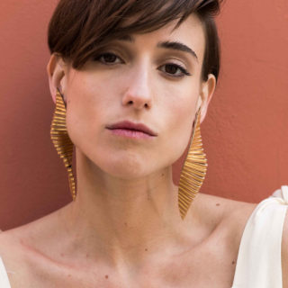 Τα Leather Trinkets είναι «μπιχλιμπίδια» γεμάτα ζωή, χαρακτήρα και αναφορές στην παράδοση