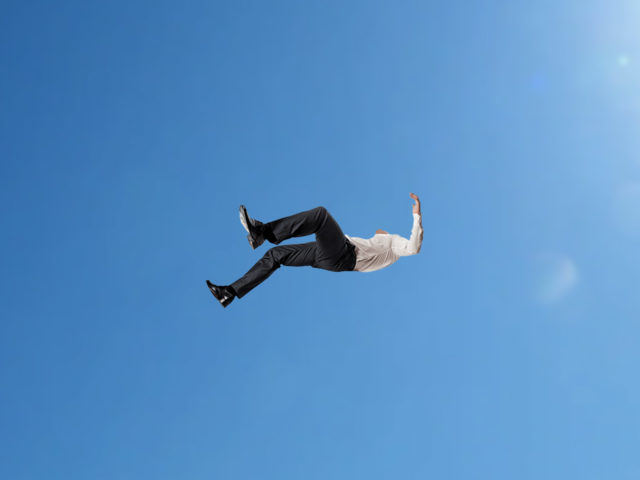 Μια παραίτηση είναι λίγη