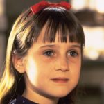 Μάρα Γουίλσον: «Πριν καν γίνω 12 ετών, υπήρχαν φωτογραφίες μου σε ιστοσελίδες με φετίχ ποδιών και σε παιδική πορνογραφία»