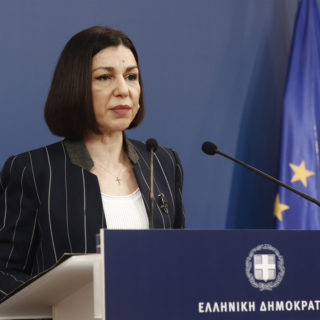 Α. Πελώνη: Ποινή φυλάκισης για τους γιατρούς που θα αγνοήσουν την επιστράτευση