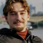 Νέα Σμύρνη: Ο Άρης Παπαζαχαρουδάκης καταγγέλει απαγωγή και βασανισμό από άνδρες της ΕΛΛΑΣ