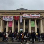 Γαλλία: Ο κόσμος καταλαμβάνει θέατρα και απαιτεί το άνοιγμά τους