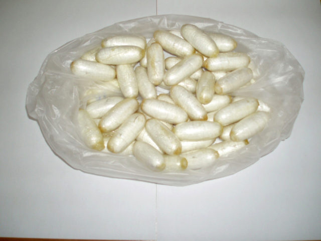 Συνελήφθη 50χρονος στο «Ελευθέριος Βενιζέλος» με την κατηγορία της εισαγωγής ποσότητας κοκαΐνης