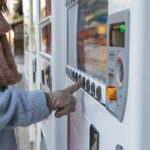 Ιαπωνία-Covid: Τα τεστ κορωνοϊού πωλούνται πια και σε αυτόματους πωλητές