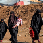 Σουηδία: 3ετής φυλάκιση επειδή εγκαταστάθηκε με τον γιο της σε έδαφος του Ισλαμικού Κράτους