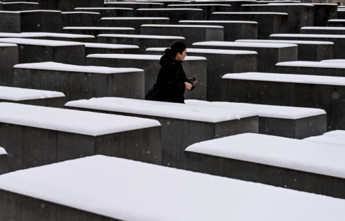 Στην Ελλάδα η προεδρία της Διεθνούς Συμμαχίας για τη Μνήμη του Ολοκαυτώματος